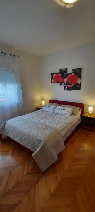 Apartmani Nikica Drage