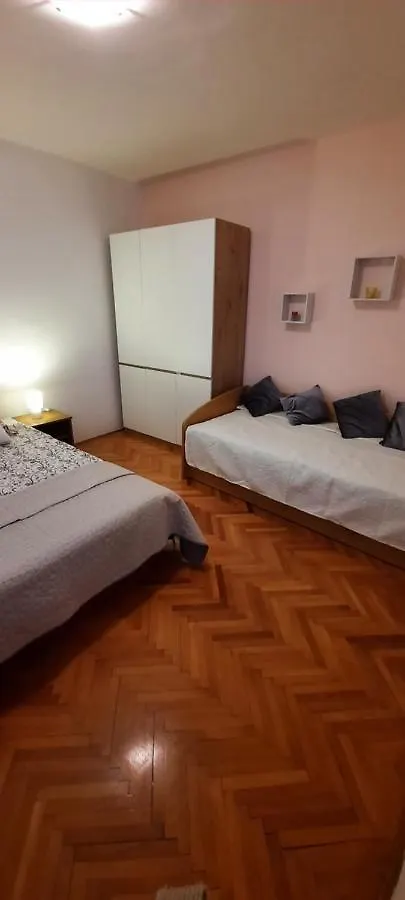 Apartament Apartmani Nikica Drage